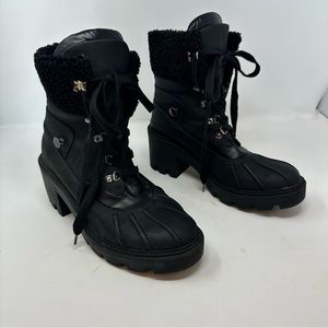 Steve Madden Black Rubber Rain Snow Boot Lace Up Lug Sole Duck Boot 10